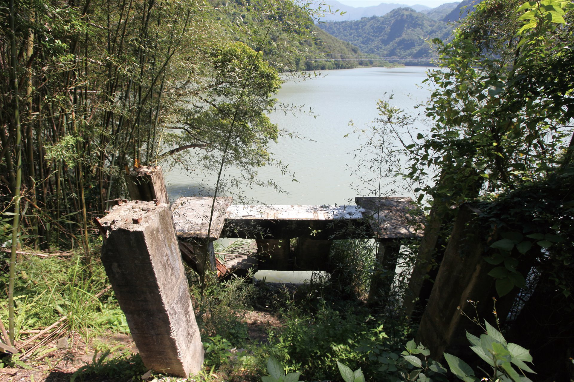溪口吊橋遺構